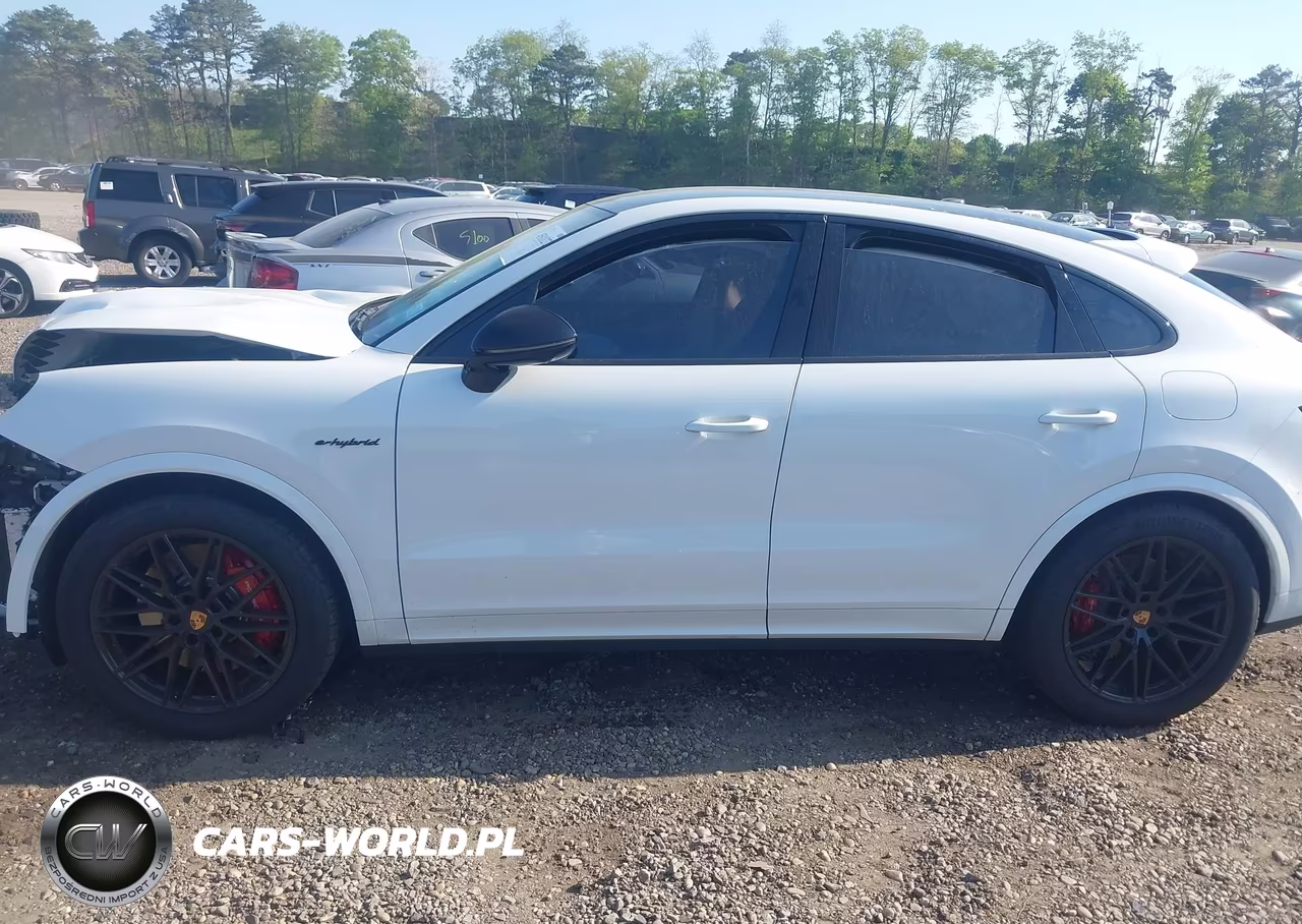 2026 Porsche Cayenne E-Hybrid Coupe VIN:WP1BE2AY5TDA45117 - 14