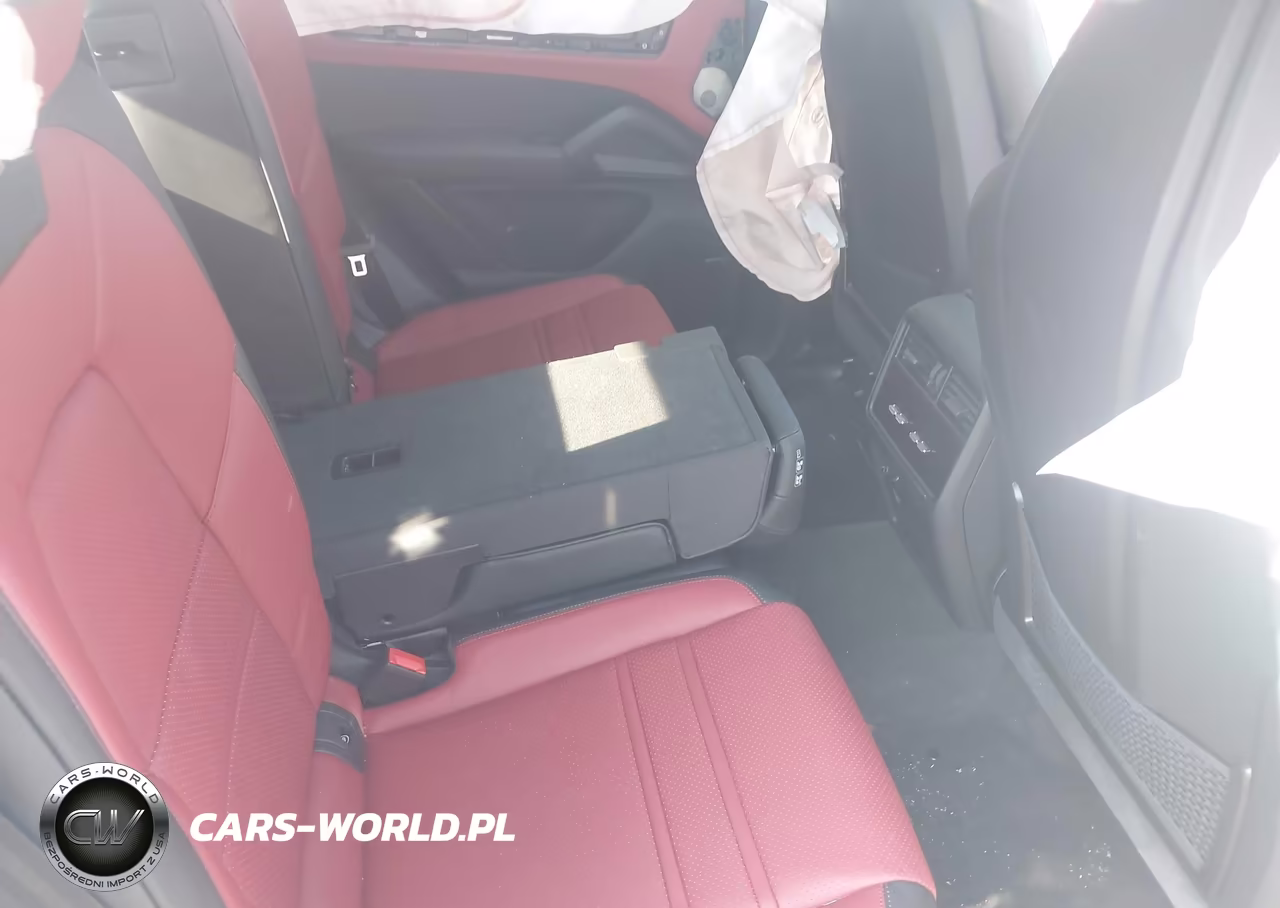 2026 Porsche Cayenne E-Hybrid Coupe VIN:WP1BE2AY5TDA45117 - 8