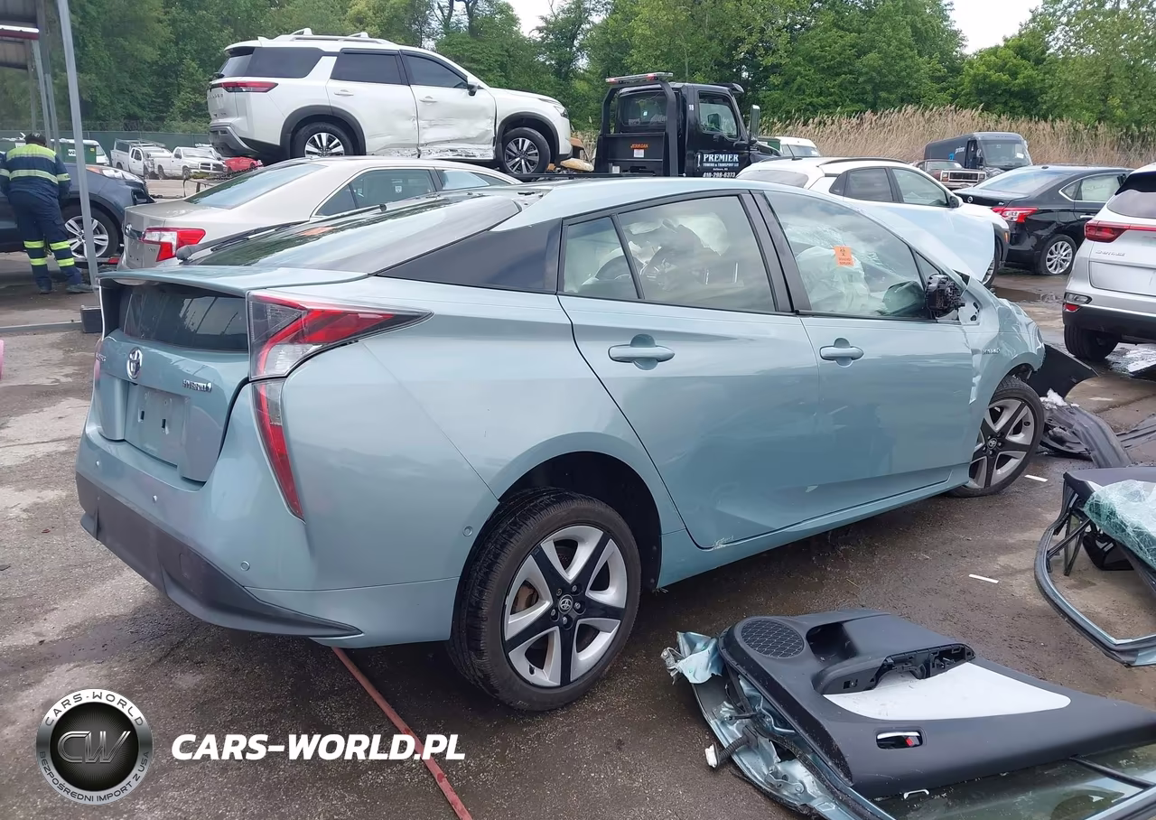 2016 Toyota Prius Four Touring VIN:JTDKARFU1G3523718 - 4