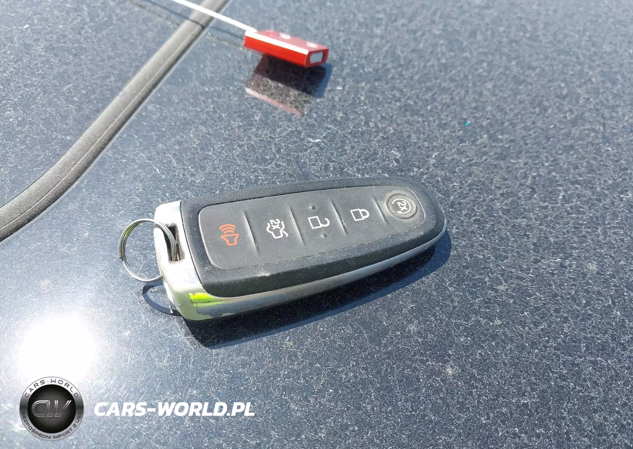 2013 Ford Focus Titanium VIN:1FADP3J29DL151069 - 11