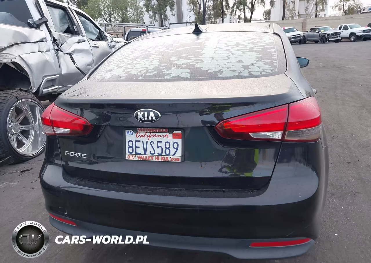 2018 Kia Forte Lx VIN:3KPFK4A70JE250046 - 17