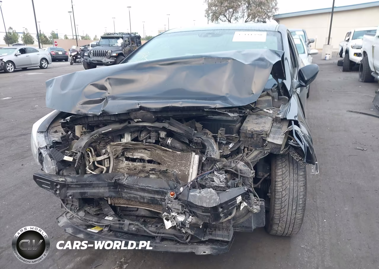 2018 Kia Forte Lx VIN:3KPFK4A70JE250046 - 6