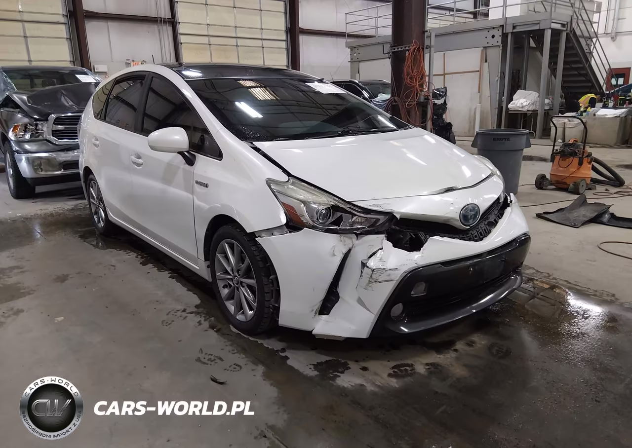 2015 Toyota Prius V Five – zdjęcie 1 z 17