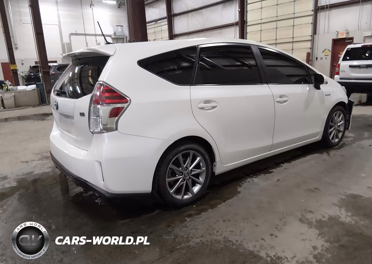 2015 Toyota Prius V Five VIN:JTDZN3EU6FJ029270 - 4