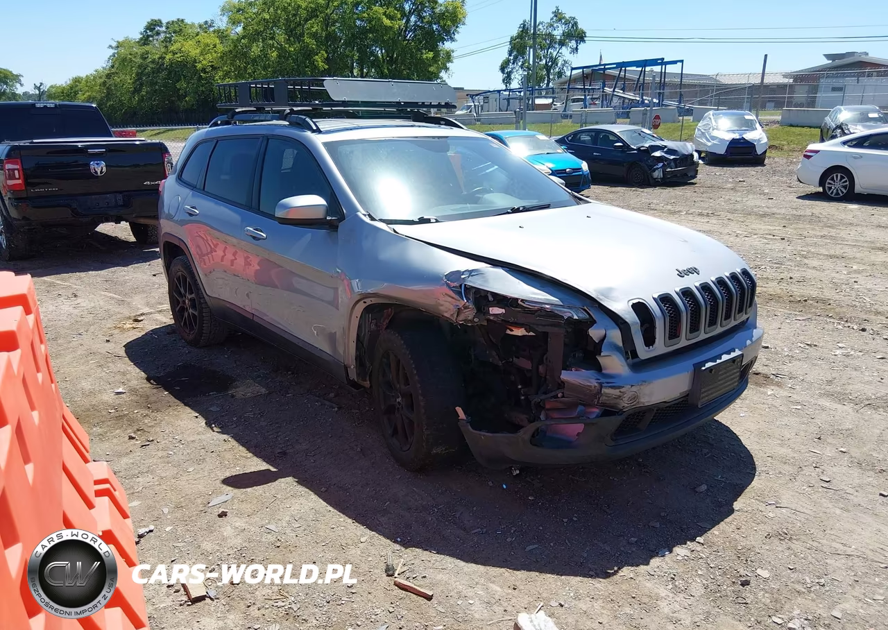 Główne zdjęcie 2015 Jeep Cherokee Latitude
