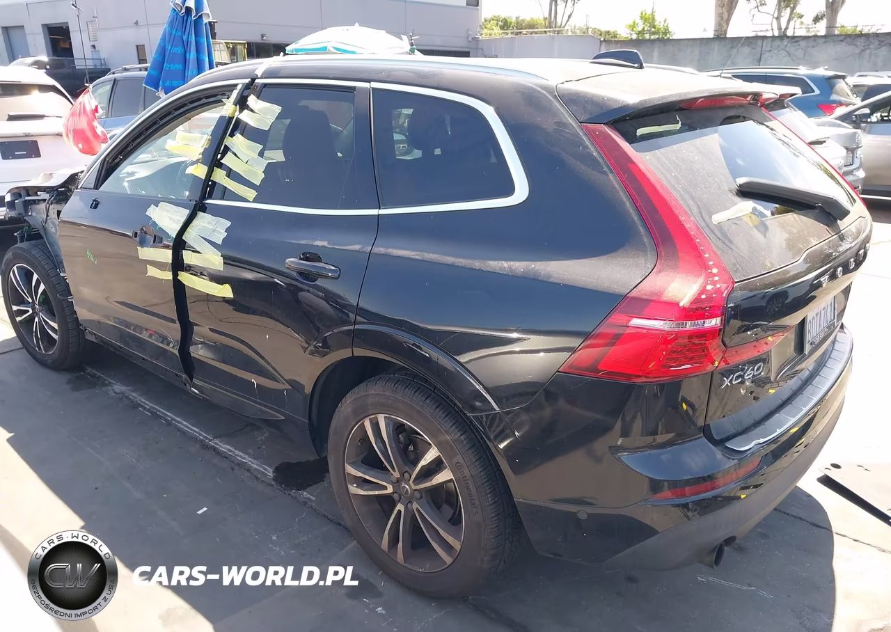 2018 Volvo Xc60 T5 Momentum VIN:YV4102RK7J1081754 - 3