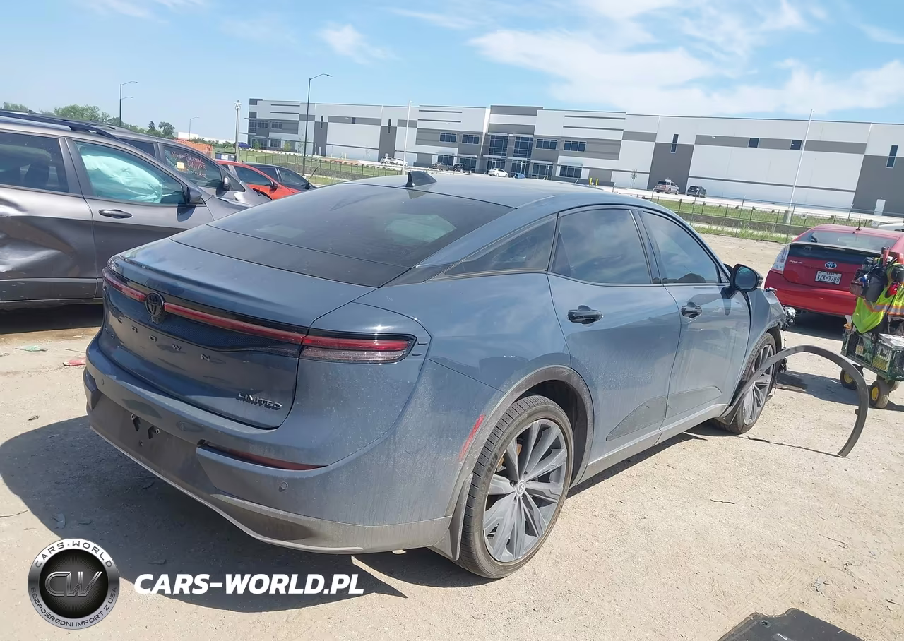 2025 Toyota Crown Nightshade Edition VIN:JTDAAAAF8S3032061 - 4