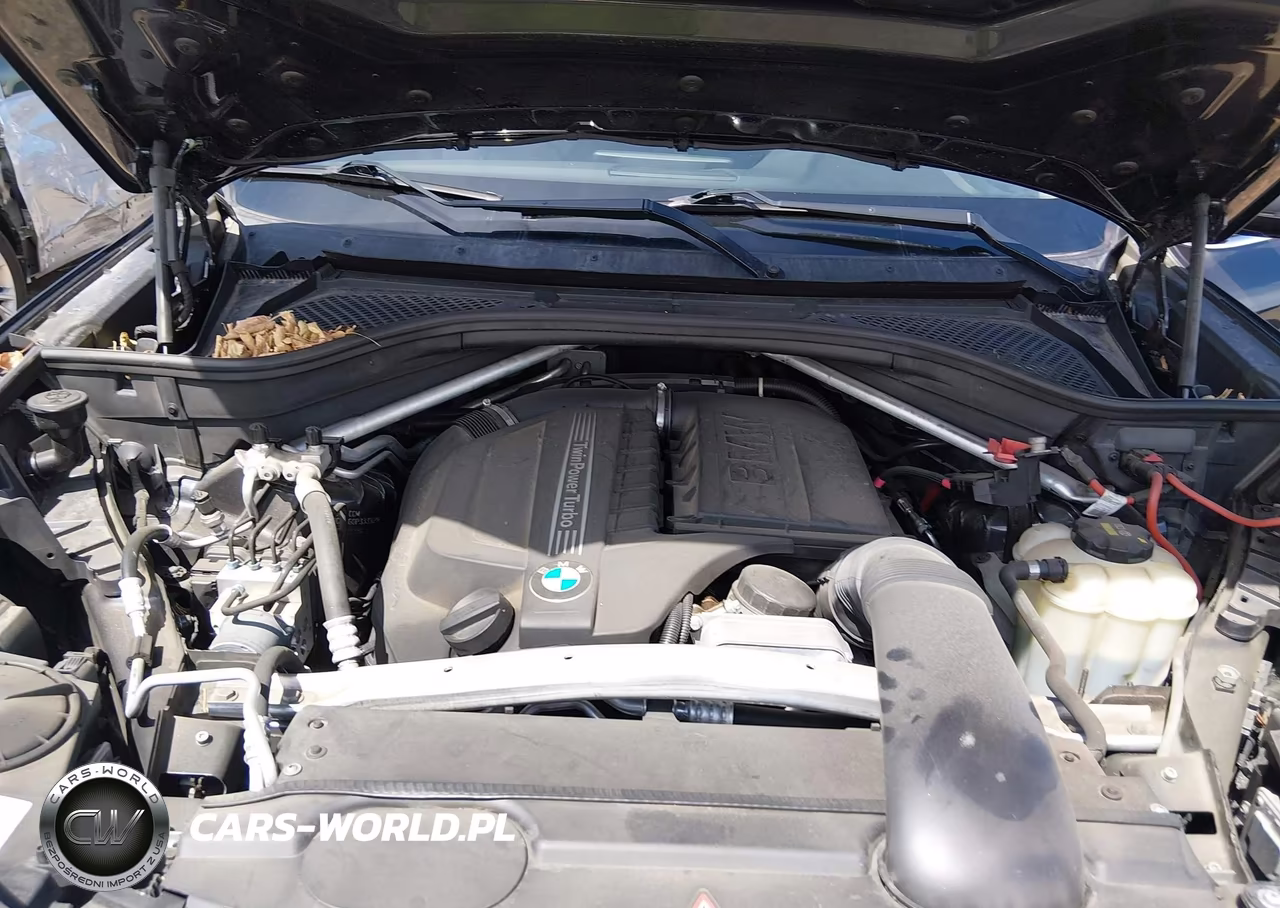 2016 BMW X5 xDrive35I VIN:5UXKR0C54G0P33392 - 10