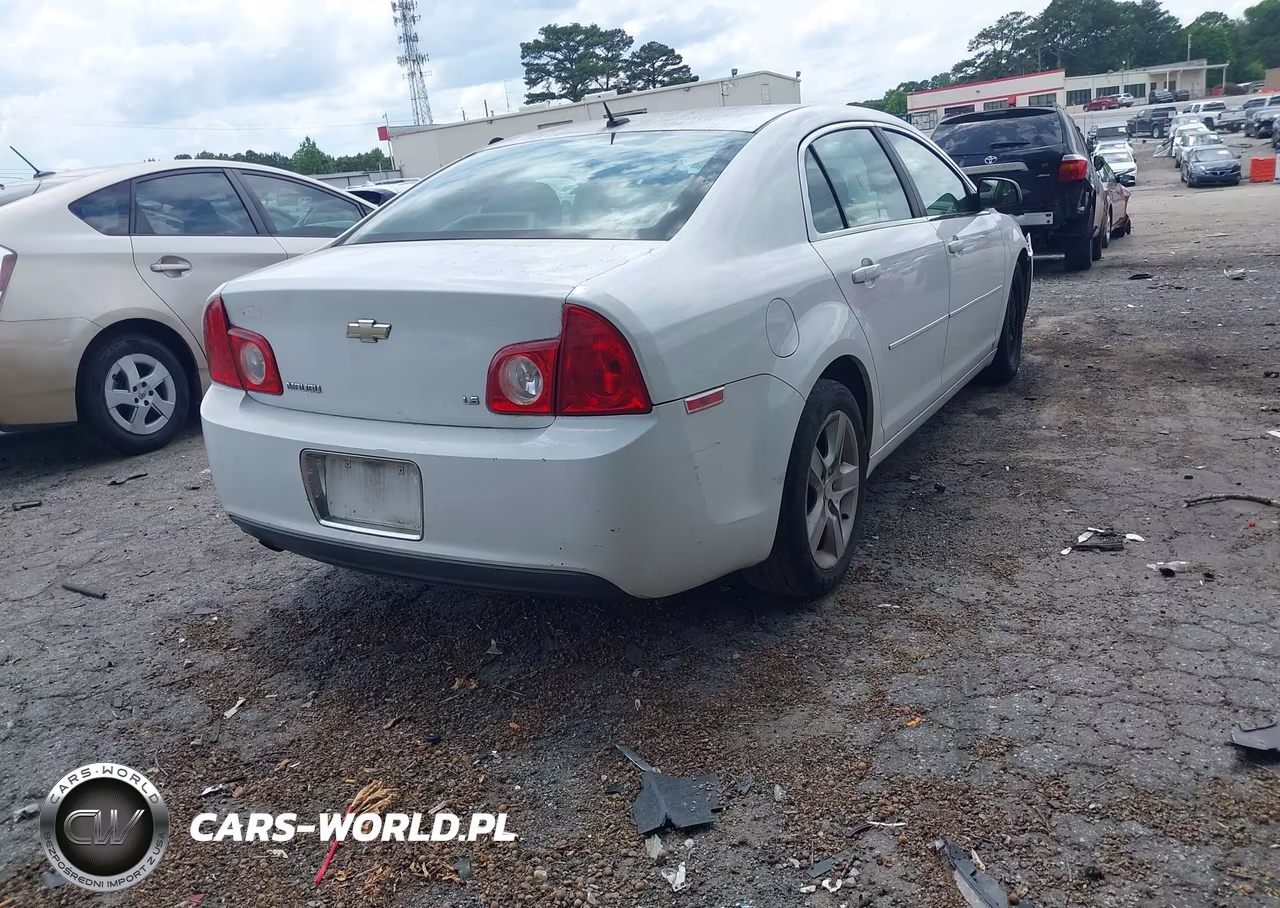 2009 Chevrolet Malibu Ls VIN:1G1ZG57B39F108221 - 4