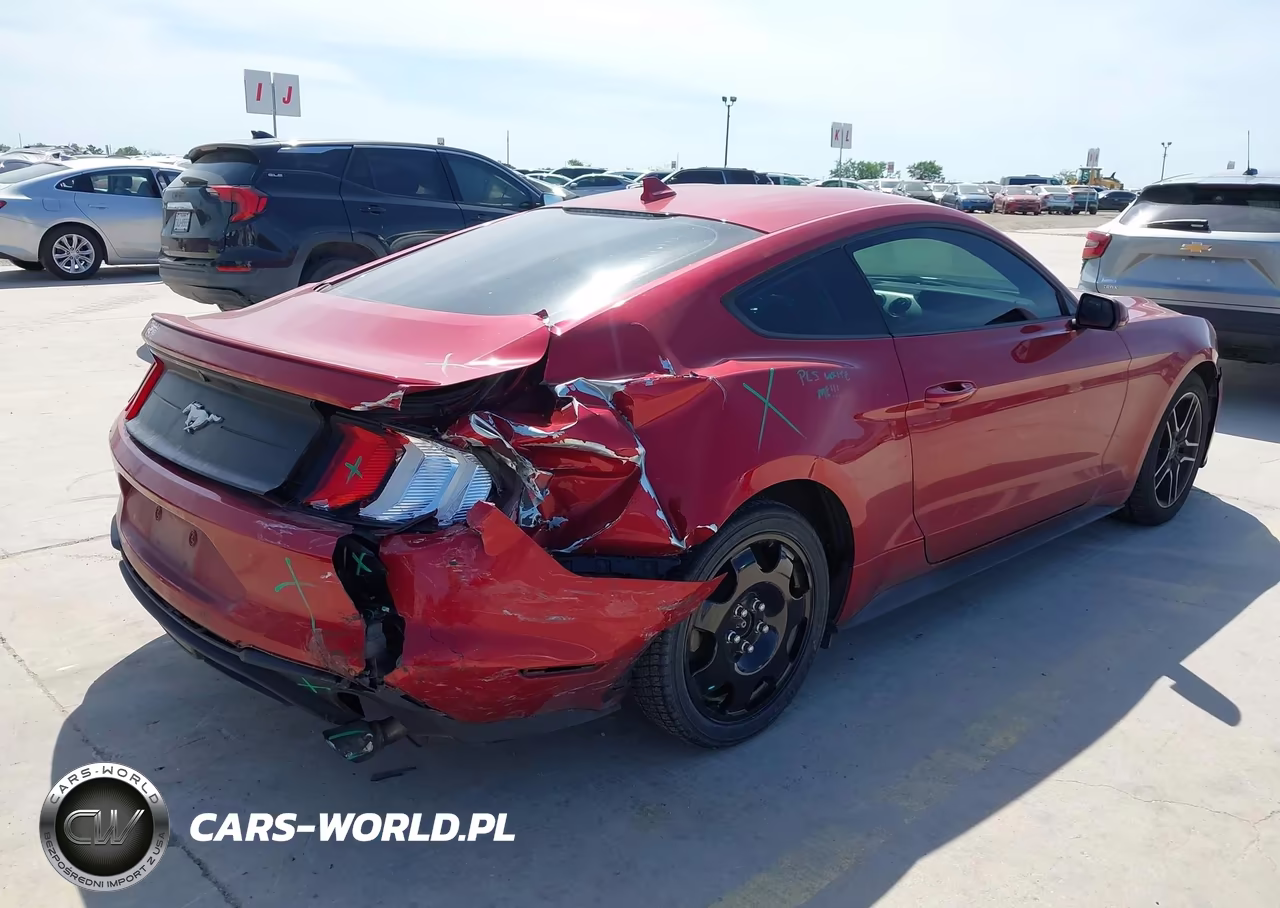 2020 Ford Mustang Ecoboost Fastback VIN:1FA6P8TH9L5181411 - 4