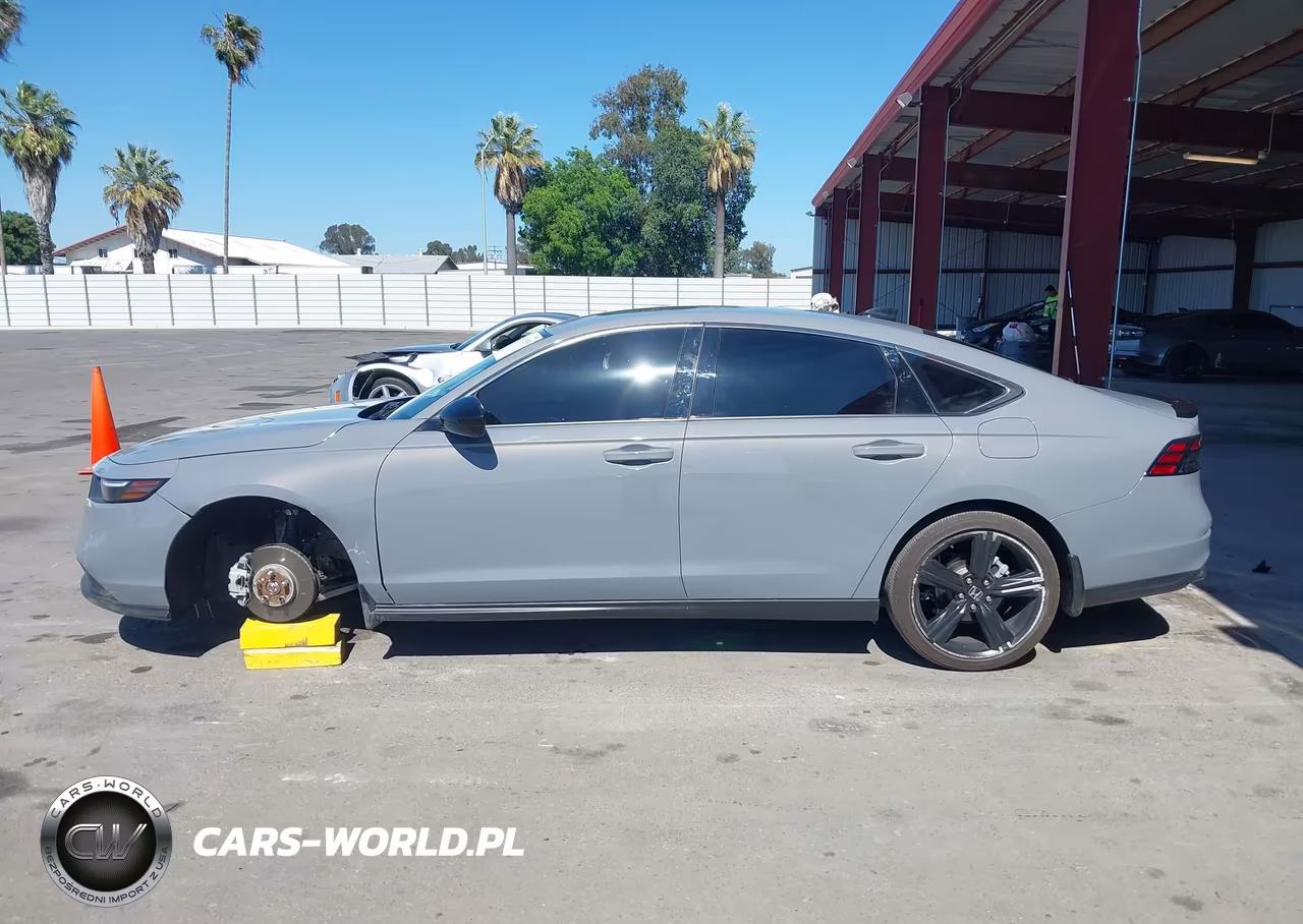 2024 Honda Accord Hybrid Sport VIN:1HGCY2F59RA050683 - 15