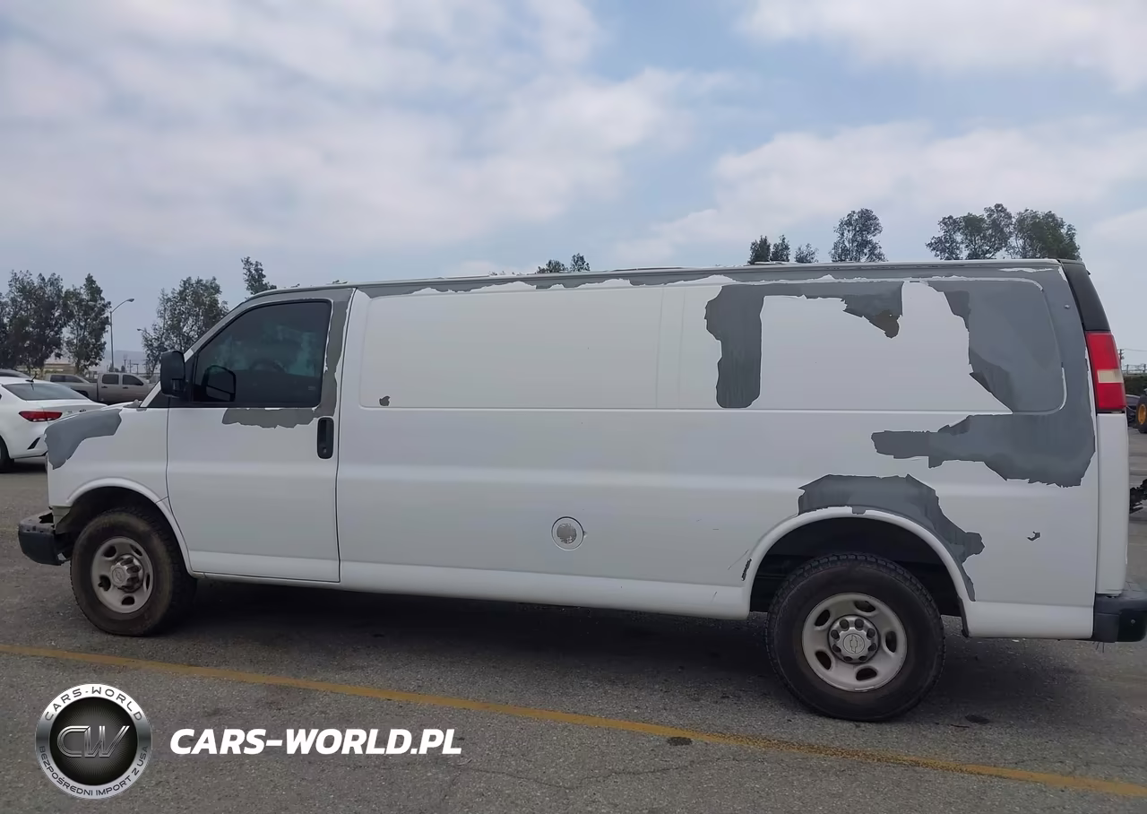 2010 Chevrolet Express 2500 Work Van VIN:1GCZGGBA0A1170047 - 15