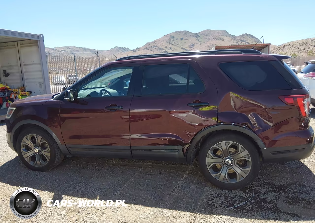 2018 Ford Explorer Sport VIN:1FM5K8GT4JGB65925 - 14