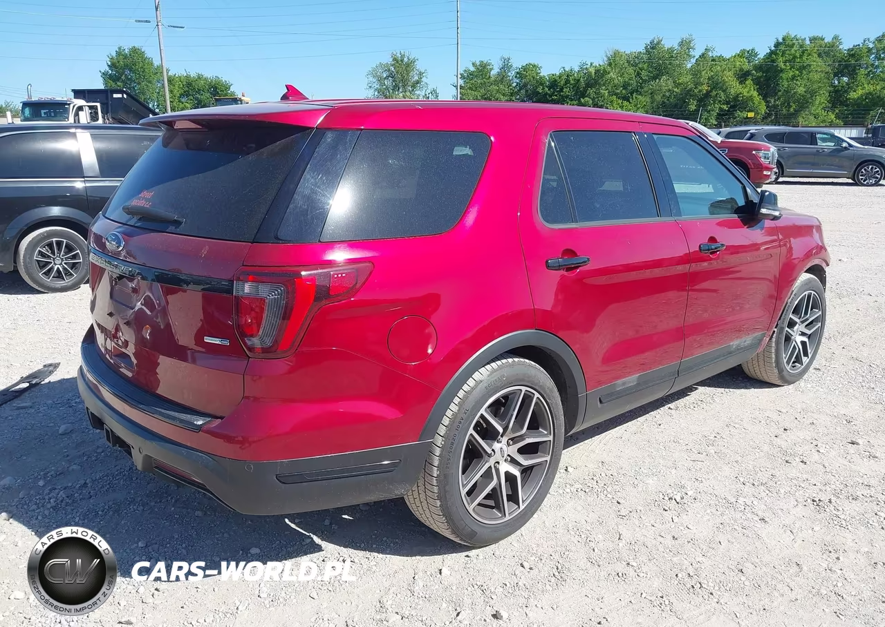 2018 Ford Explorer Sport VIN:1FM5K8GT6JGC41306 - 4