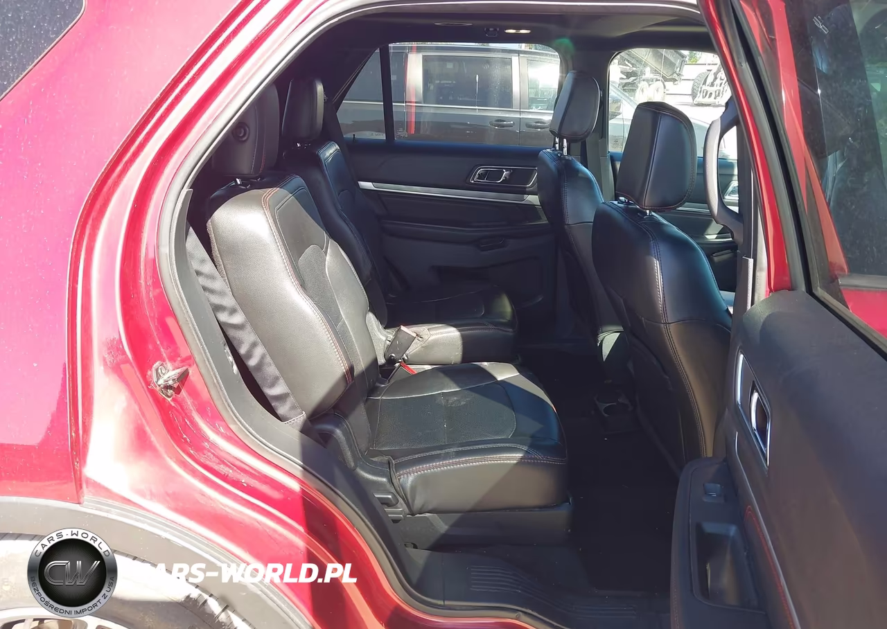 2018 Ford Explorer Sport VIN:1FM5K8GT6JGC41306 - 8