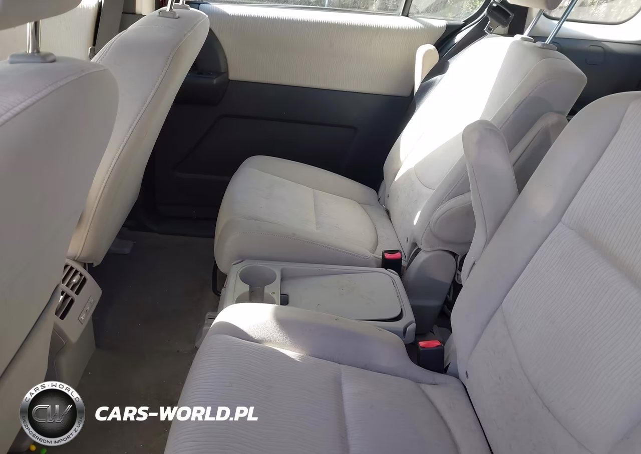2010 Mazda Mazda5 Sport VIN:JM1CR2W33A0388701 - 8