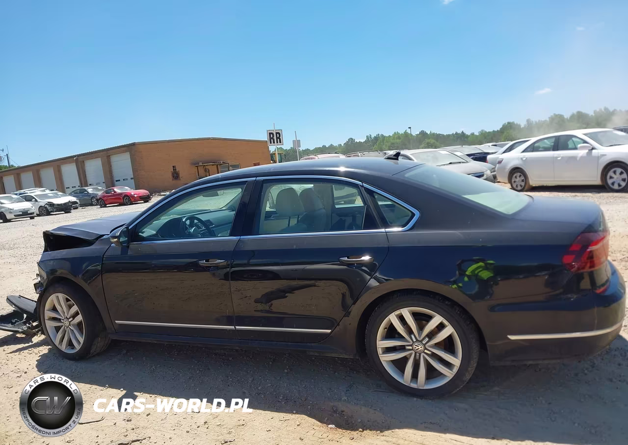 2017 Volkswagen Passat 1.8T Sel Premium VIN:1VWCT7A39HC029624 - 13
