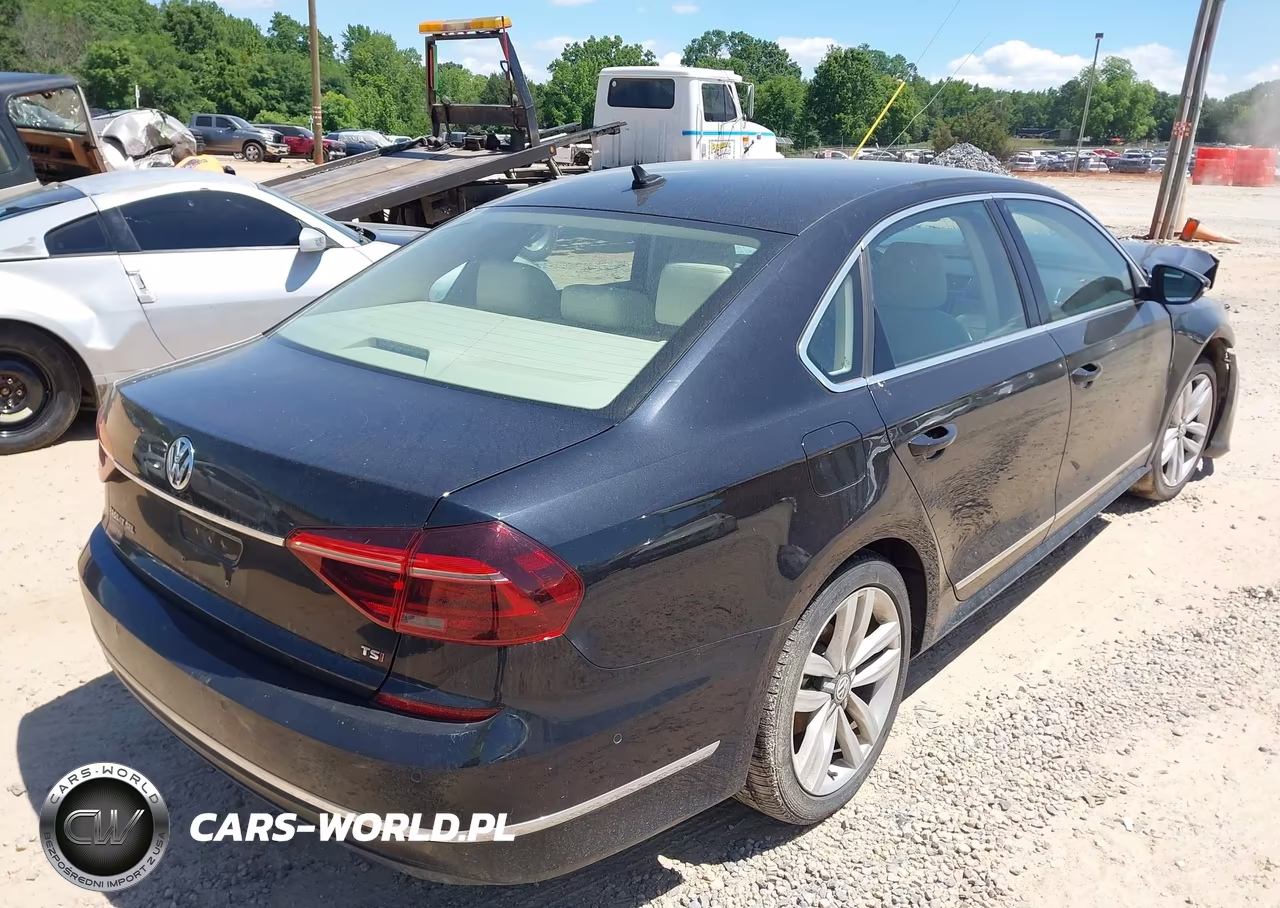 2017 Volkswagen Passat 1.8T Sel Premium VIN:1VWCT7A39HC029624 - 4