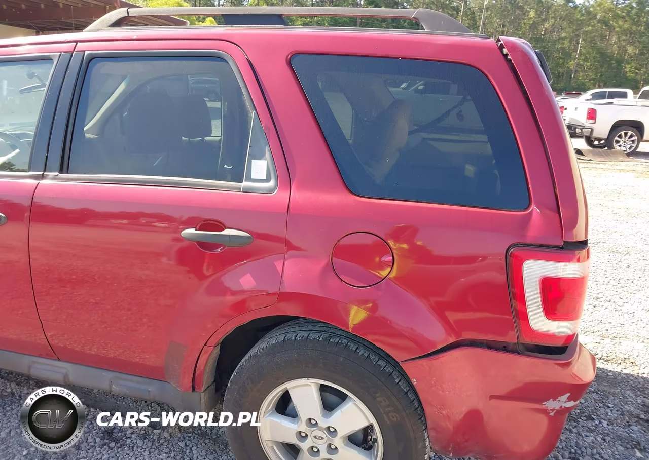 2008 Ford Escape Xlt VIN:1FMCU93128KD49327 - 17
