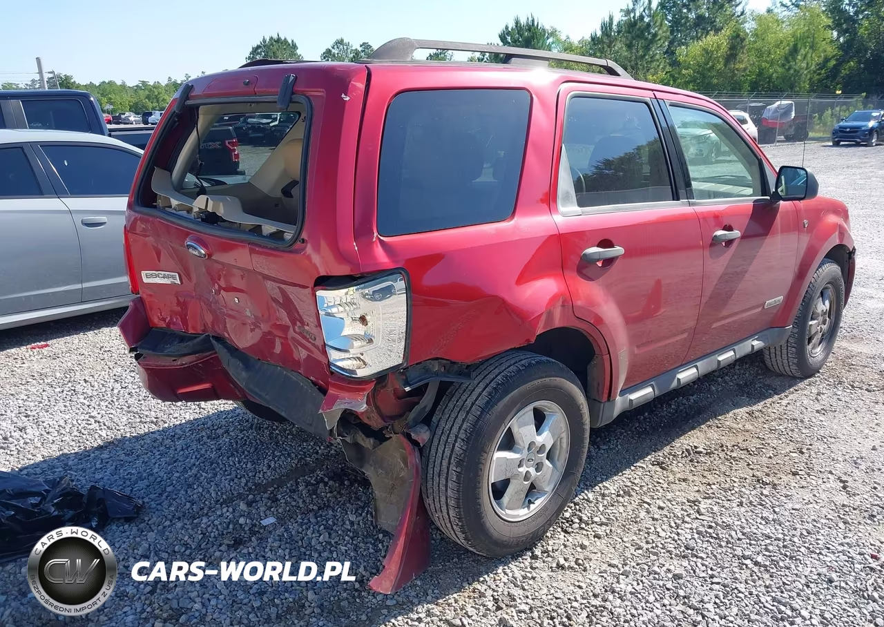 2008 Ford Escape Xlt VIN:1FMCU93128KD49327 - 4