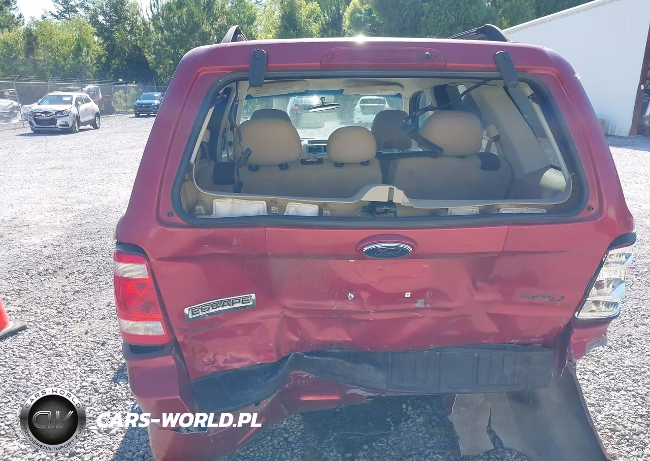2008 Ford Escape Xlt VIN:1FMCU93128KD49327 - 6
