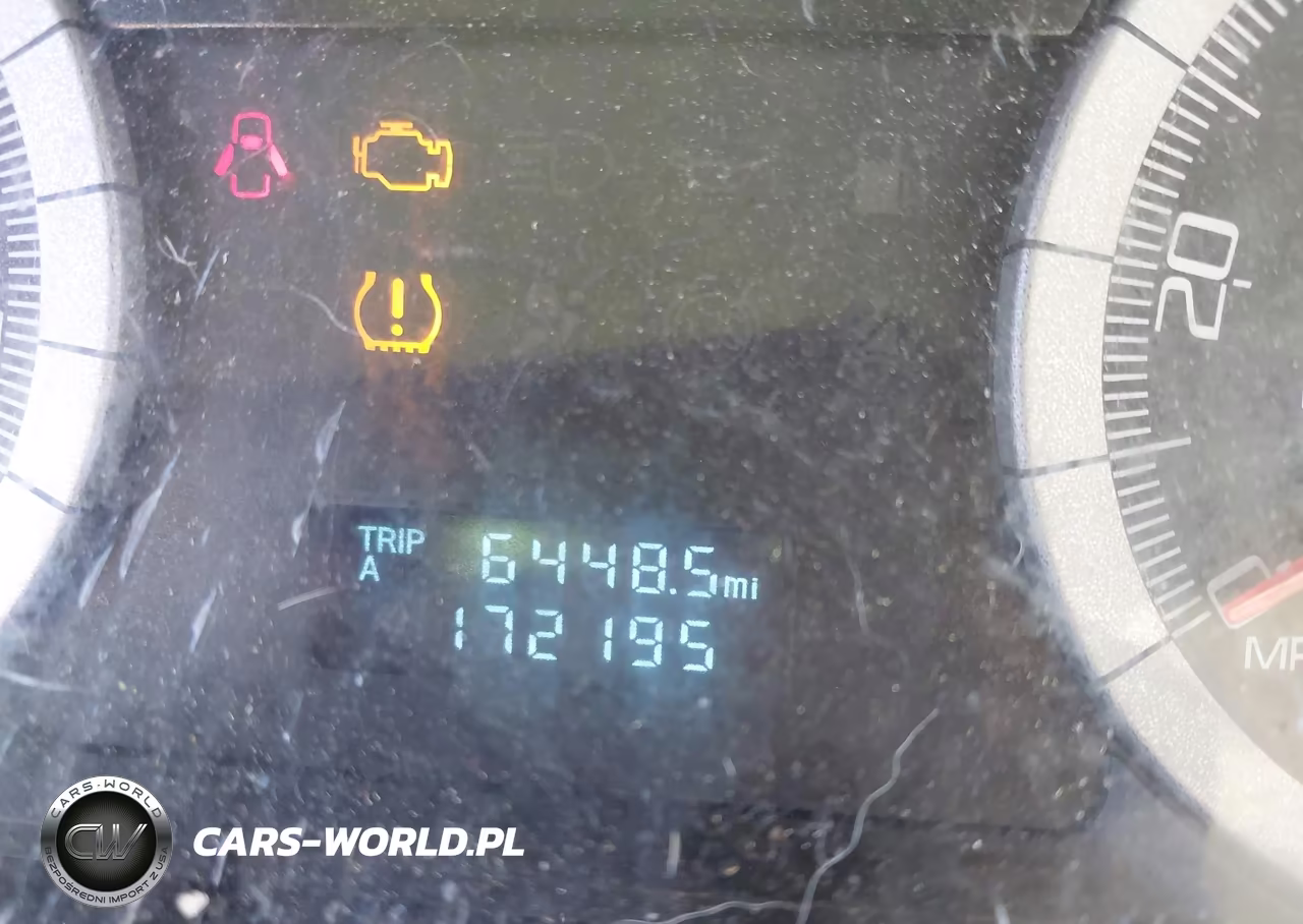 2008 Ford Escape Xlt VIN:1FMCU93128KD49327 - 7