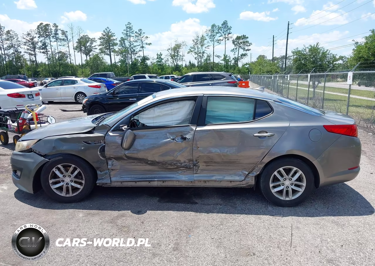 2013 Kia Optima Lx VIN:5XXGM4A70DG174399 - 13