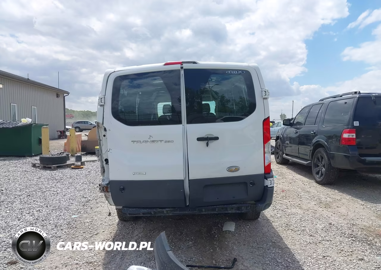 2015 Ford Transit-250 VIN:1FTYR2ZM6FKA53972 - 17