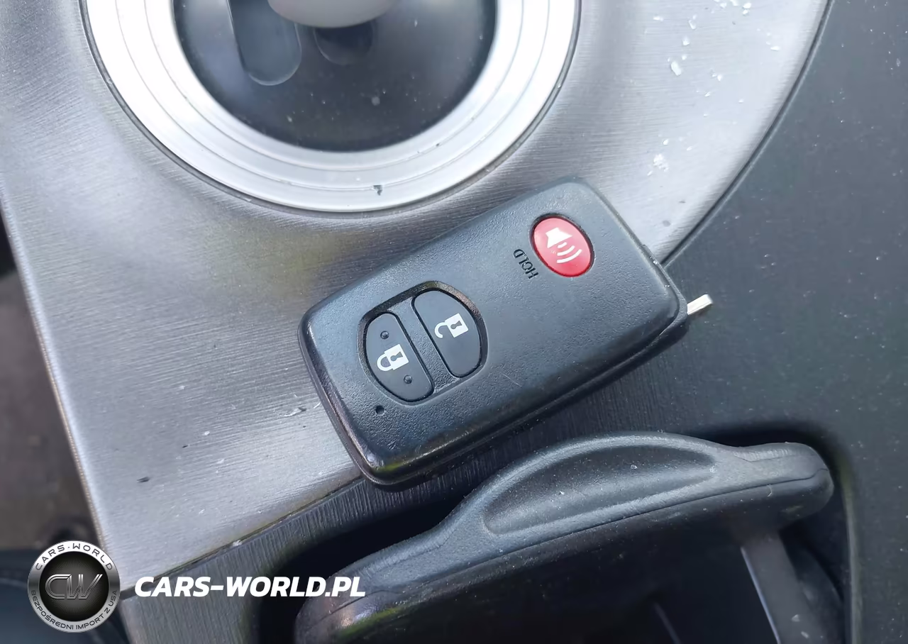 2013 Toyota Prius Four VIN:JTDKN3DU9D1716503 - 11