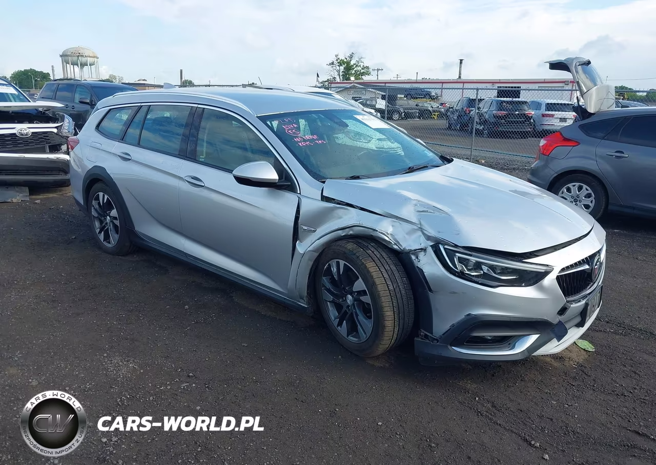 2018 Buick Regal Tourx Essence