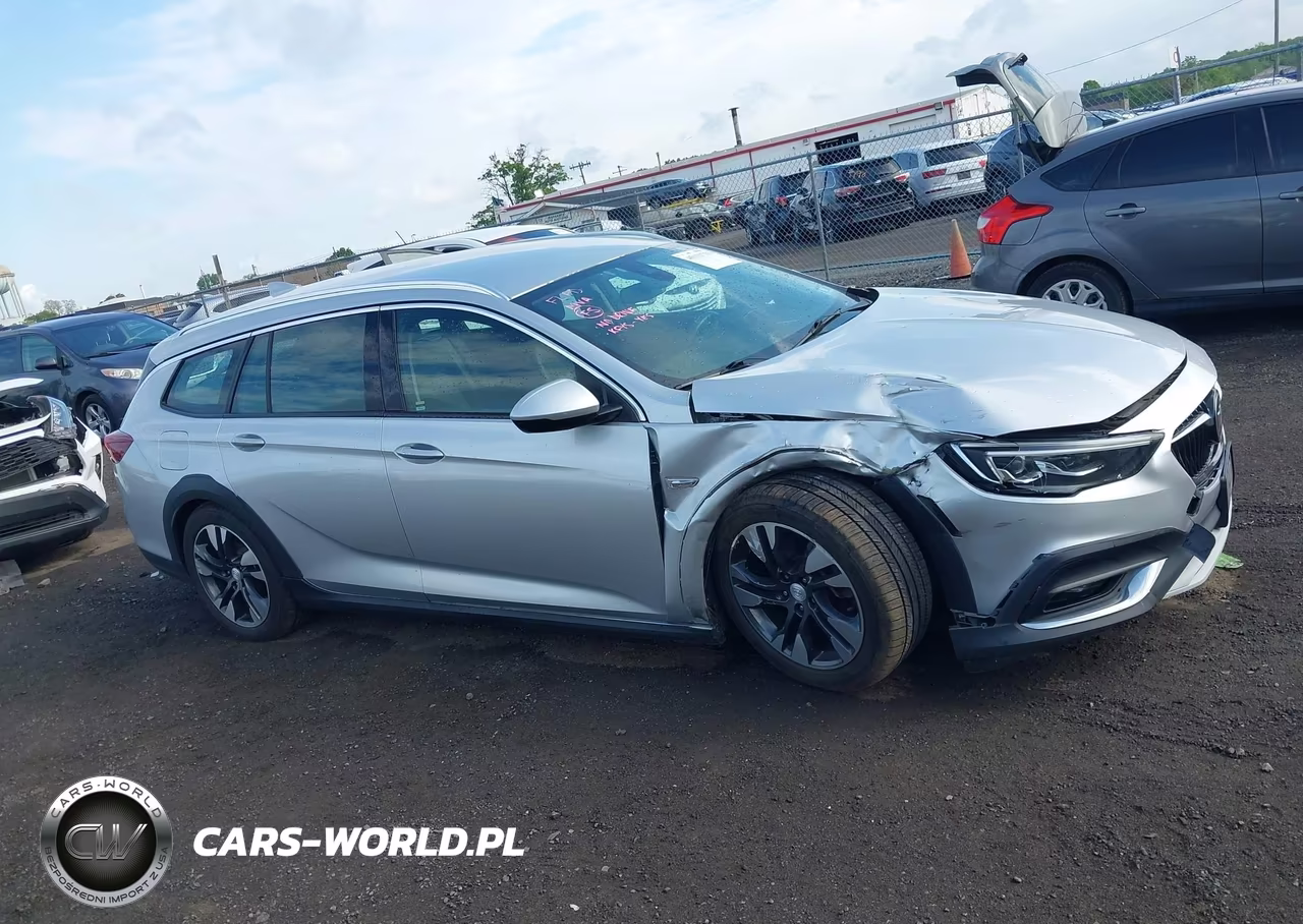 2018 Buick Regal Tourx Essence VIN:W04GV8SX3J1178063 - 13