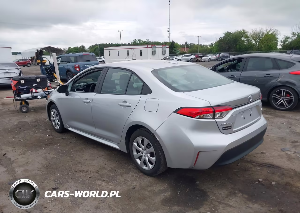 2025 Toyota Corolla Le VIN:5YFB4MDE4SP353862 - 3