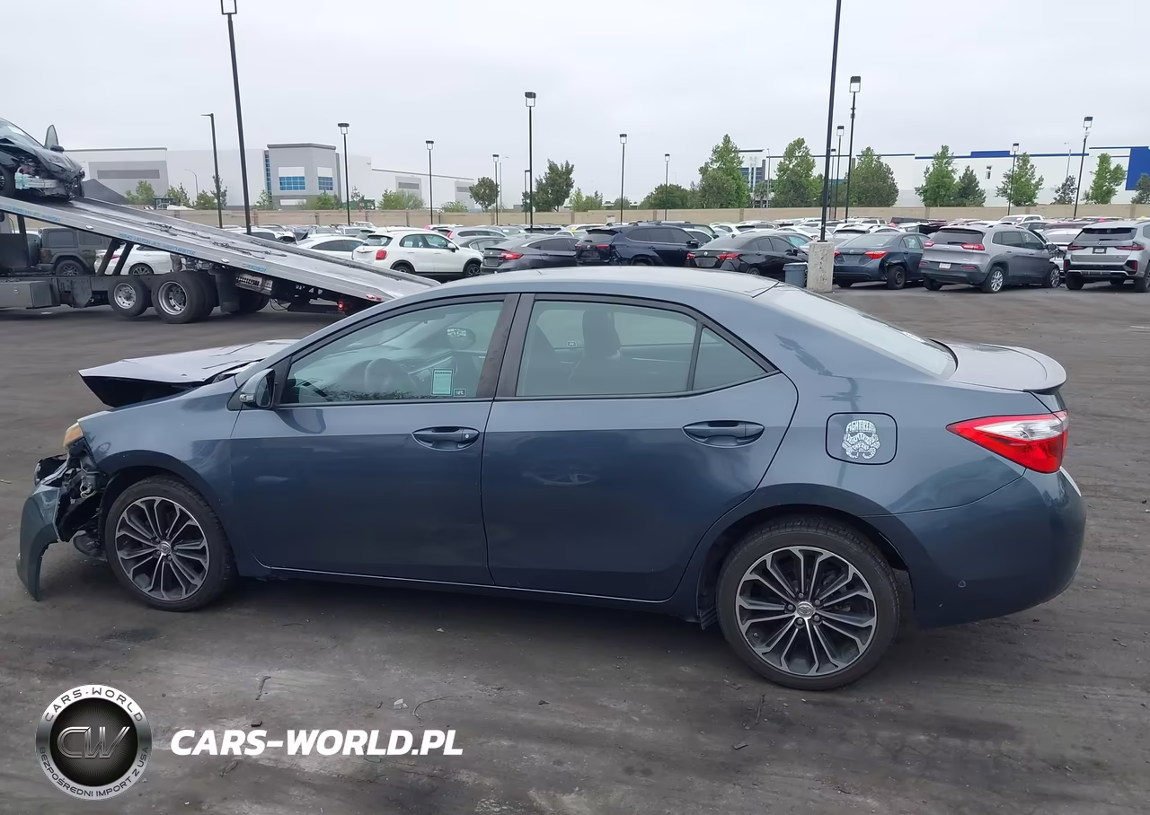2015 Toyota Corolla S Plus VIN:5YFBURHE2FP297093 - 14