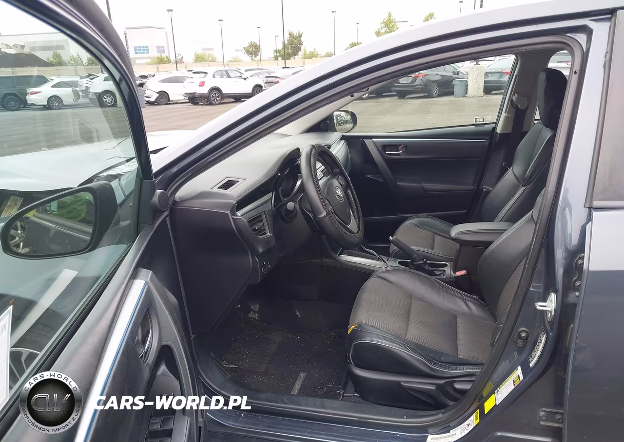 2015 Toyota Corolla S Plus VIN:5YFBURHE2FP297093 - 5