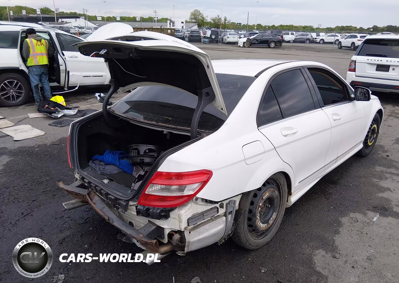 2009 Mercedes-Benz C 300 Luxury 4Matic-Sport 4Matic VIN:WDDGF81X79R065014 - 4