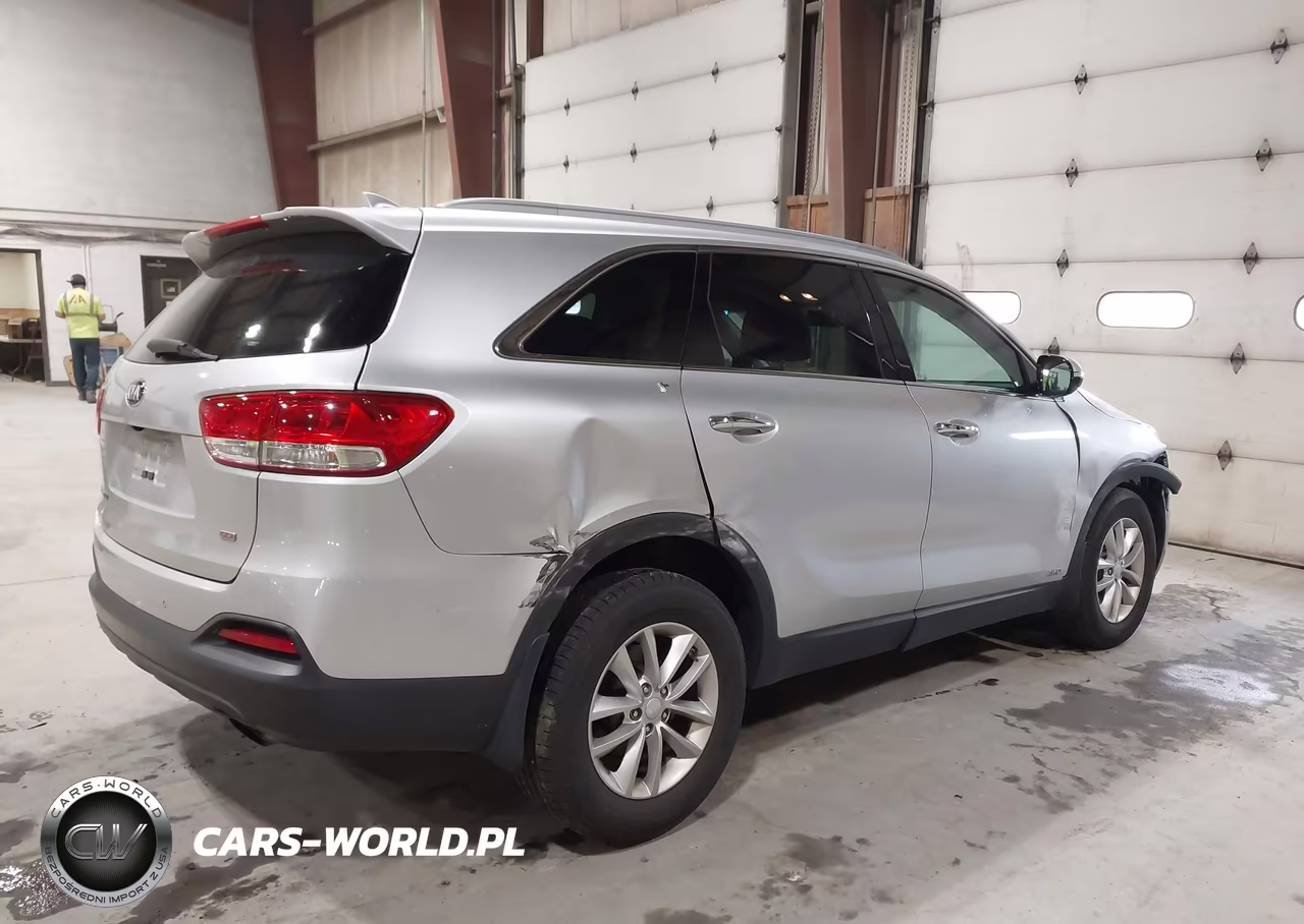 2017 Kia Sorento 2.4L Lx VIN:5XYPGDA34HG329218 - 4