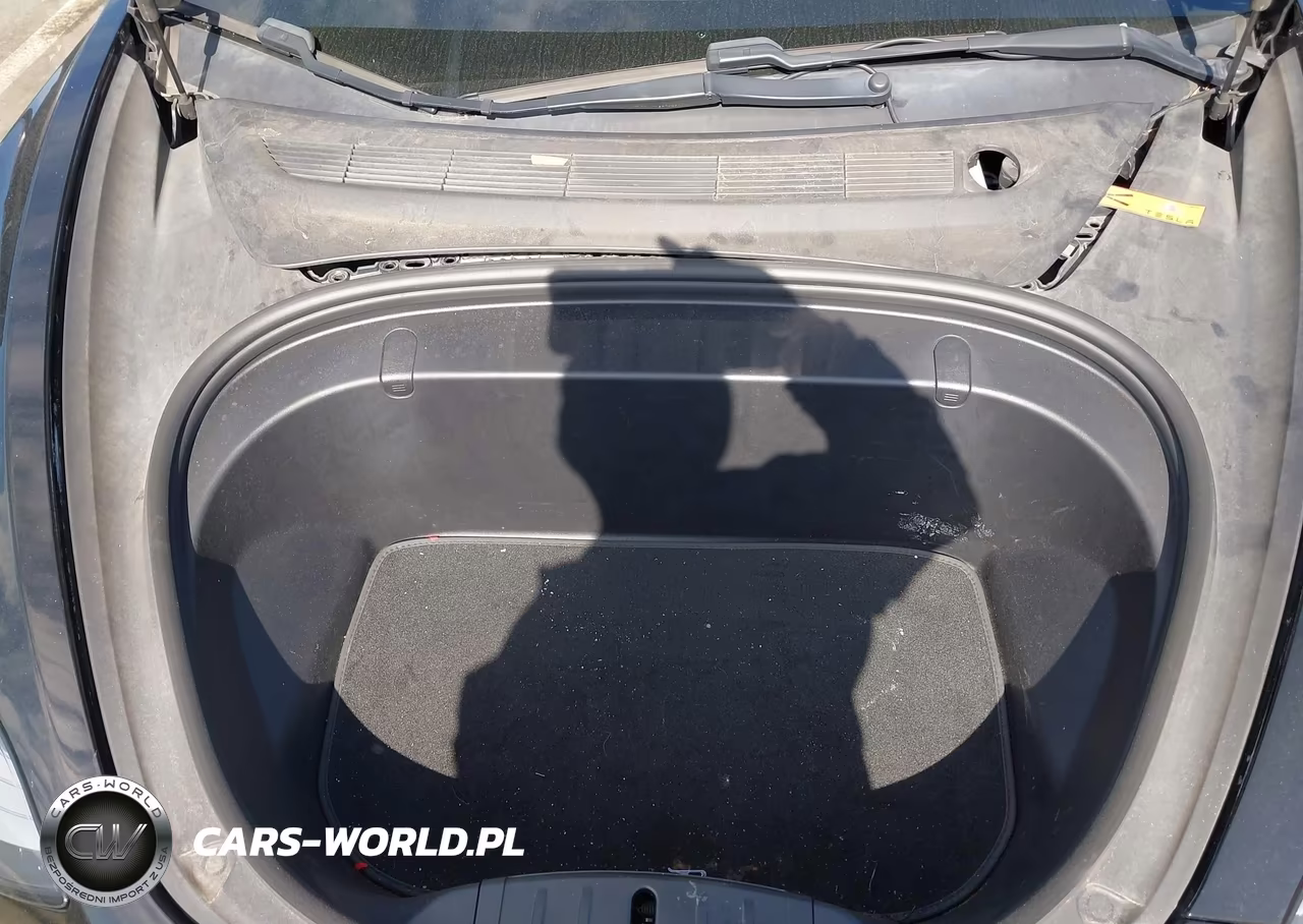 2018 Tesla Model 3 Long Range-Performance VIN:5YJ3E1EB1JF127227 - 10
