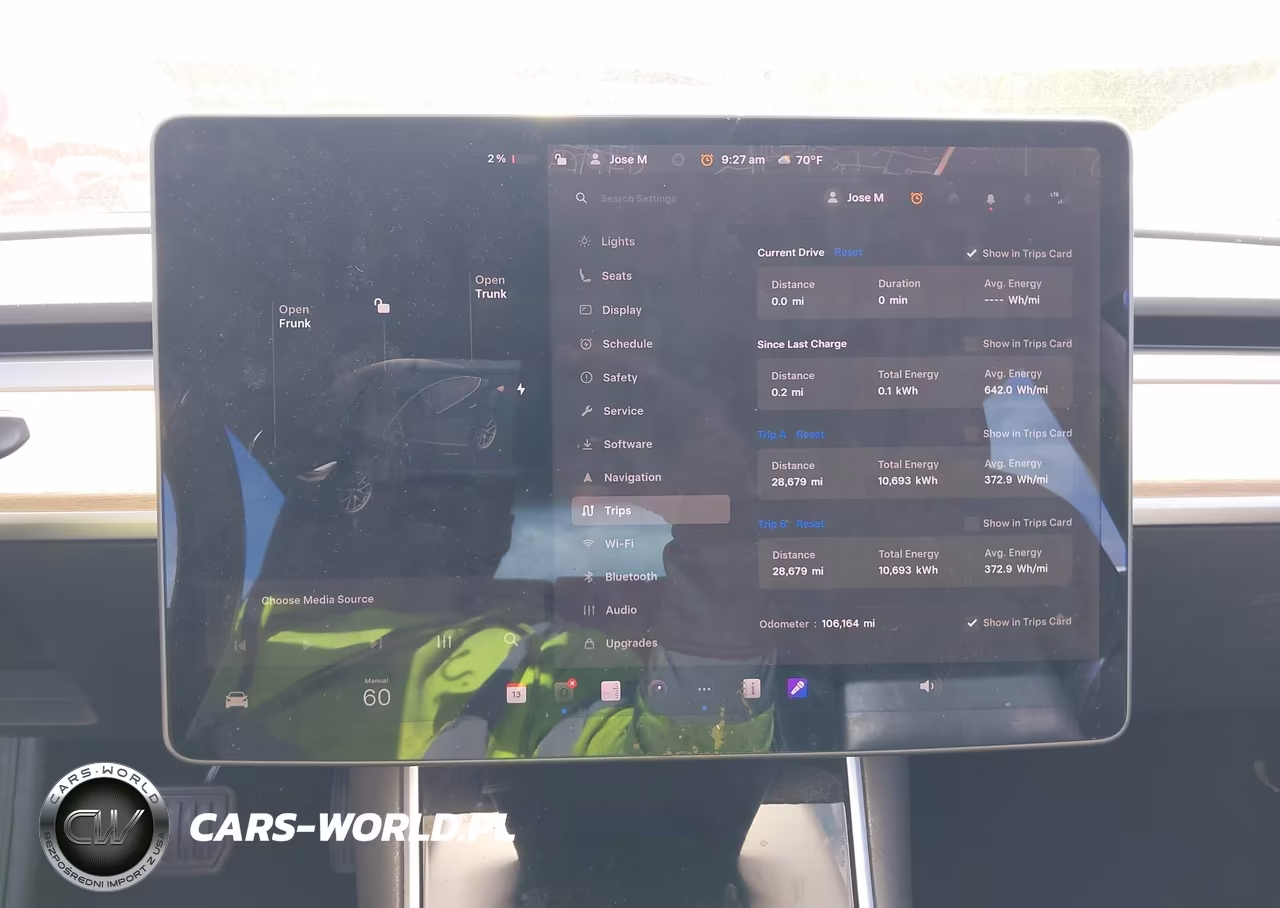 2018 Tesla Model 3 Long Range-Performance VIN:5YJ3E1EB1JF127227 - 18