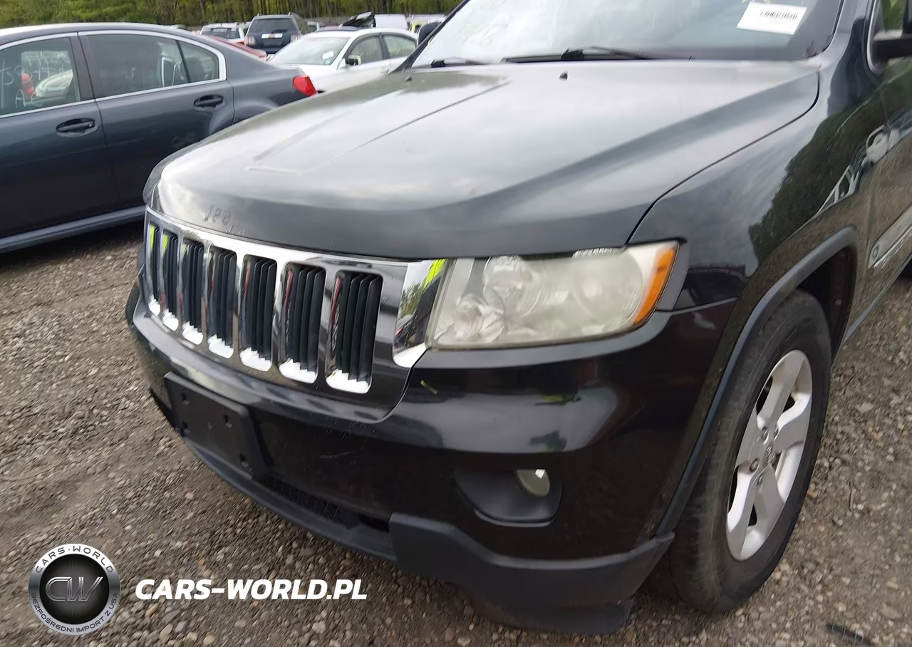 2012 Jeep Grand Cherokee Laredo VIN:1C4RJFAG9CC332461 - 6