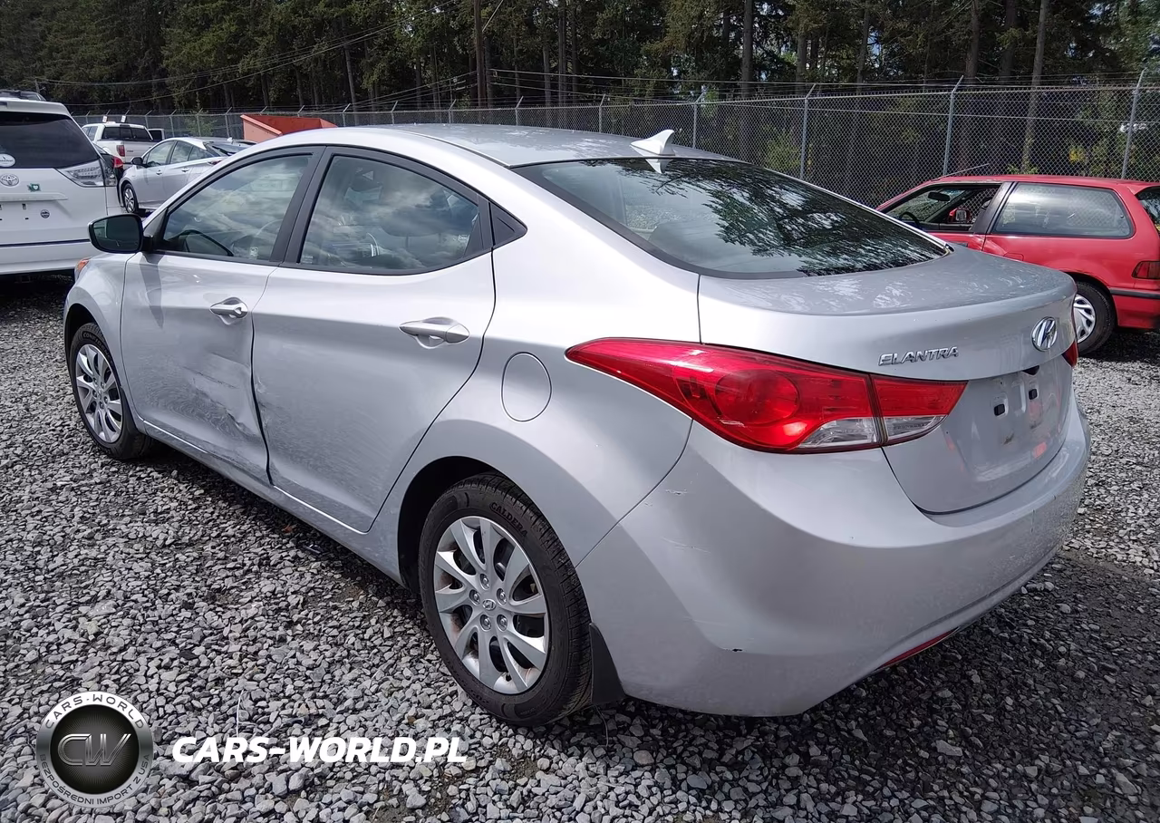 2012 Hyundai Elantra Gls VIN:5NPDH4AE0CH142349 - 3