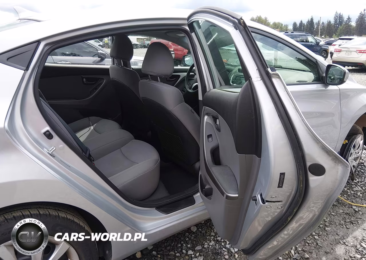 2012 Hyundai Elantra Gls VIN:5NPDH4AE0CH142349 - 8
