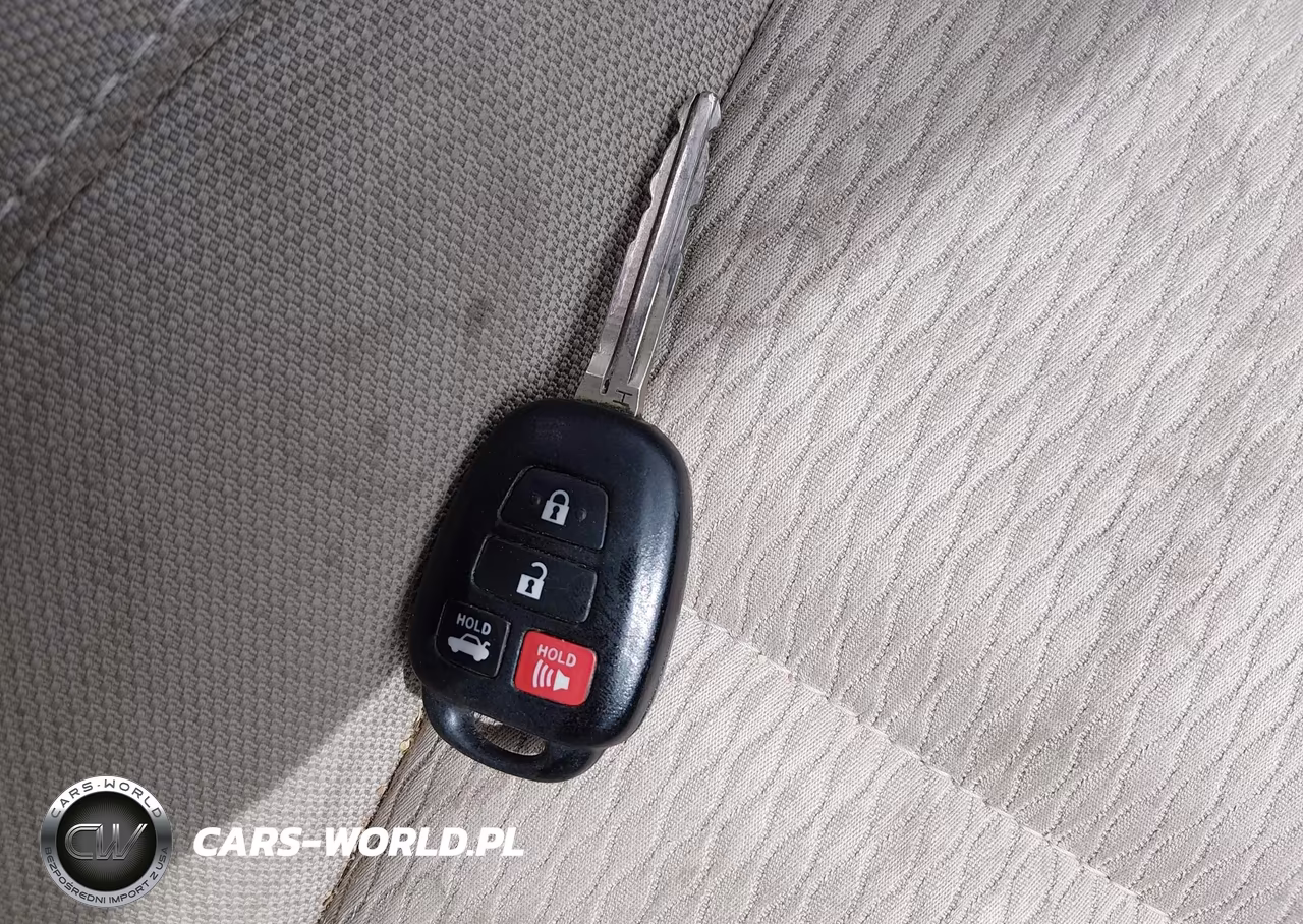 2014 Toyota Corolla Le VIN:5YFBURHE7EP121395 - 11