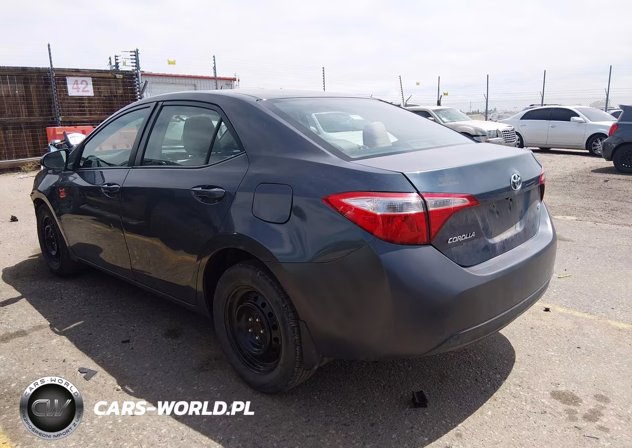 2014 Toyota Corolla Le VIN:5YFBURHE7EP121395 - 3