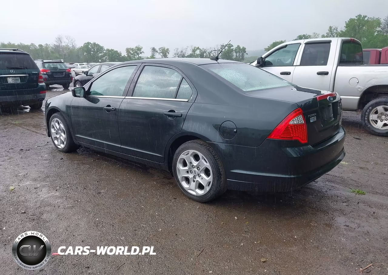 2010 Ford Fusion Se VIN:3FAHP0HA4AR275793 - 3
