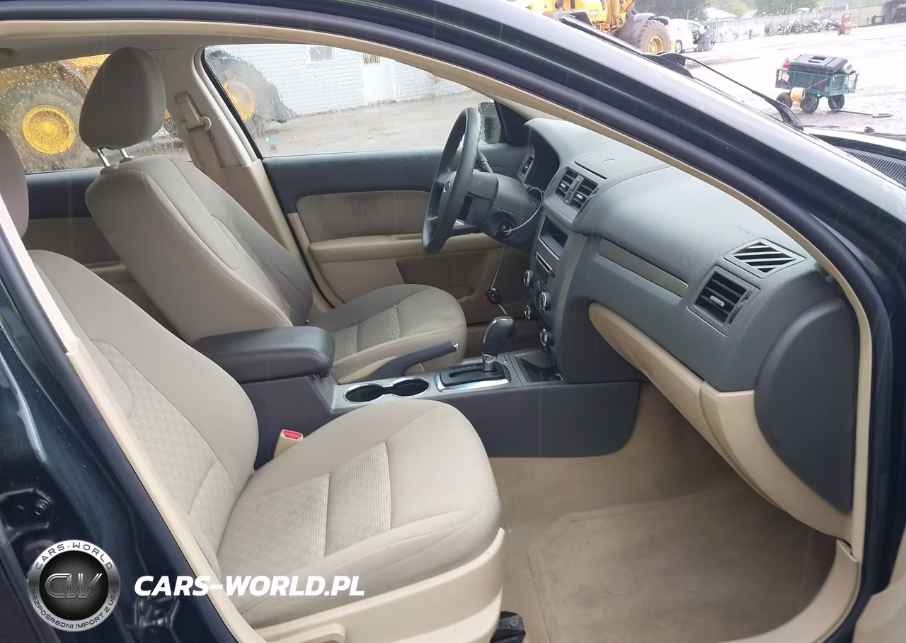 2010 Ford Fusion Se VIN:3FAHP0HA4AR275793 - 5