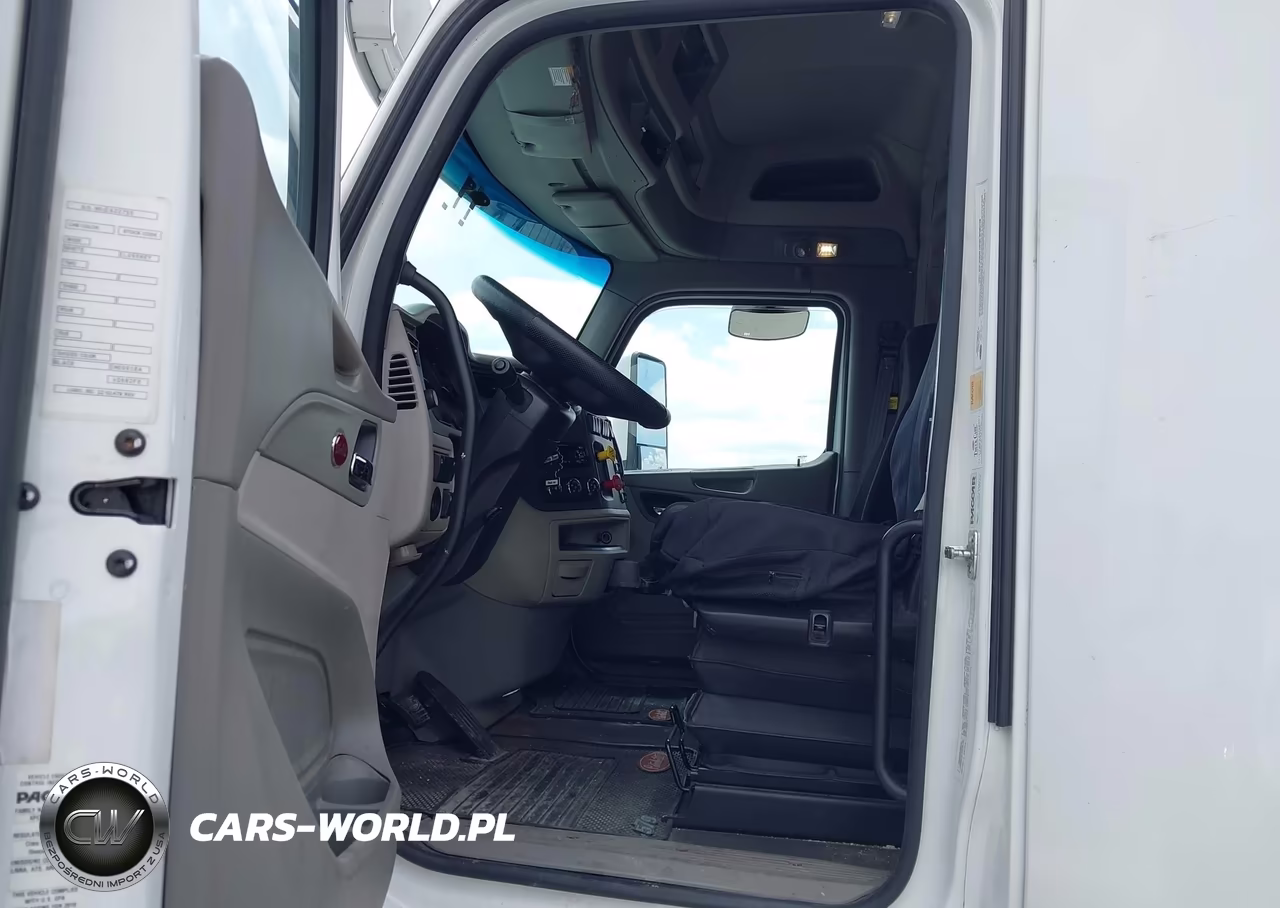 2019 Peterbilt 579 VIN:1XPBDP9X5KD622755 - 7