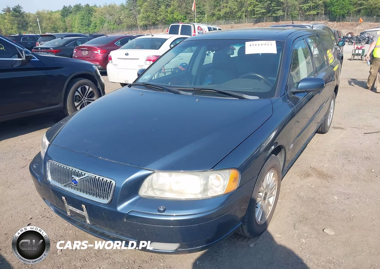 2005 Volvo V70 2.4 VIN:YV1SW640752511330 - 2