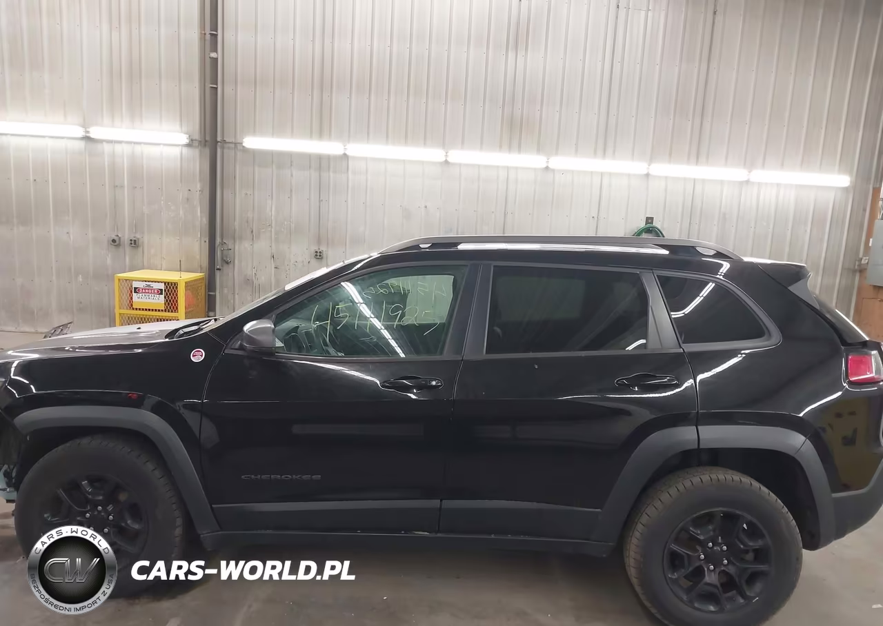 2020 Jeep Cherokee Trailhawk 4X4 VIN:1C4PJMBXXLD646284 - 15
