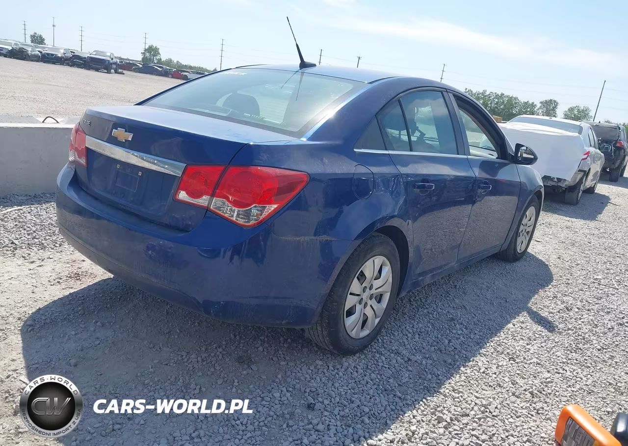 2012 Chevrolet Cruze Ls VIN:1G1PC5SHXC7389286 - 4