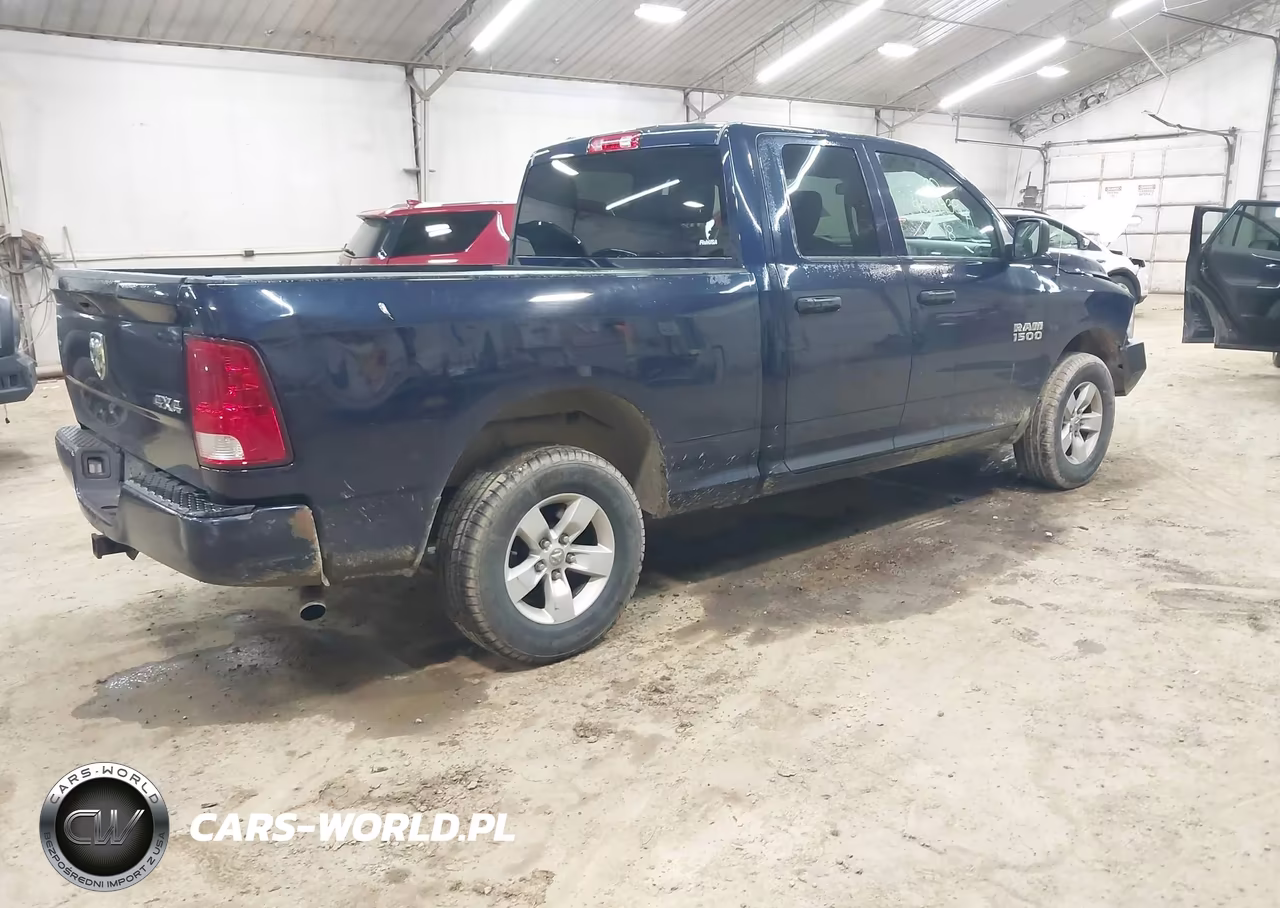 2018 Ram 1500 Express 4X4 6'4 Box VIN:1C6RR7FG3JS206517 - 4
